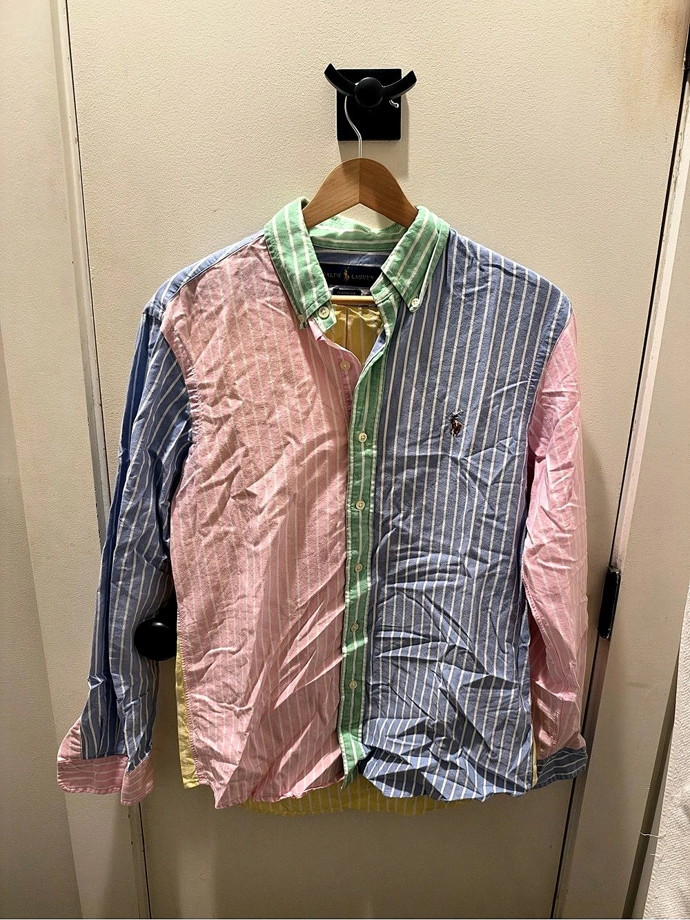 Ralph Lauren Classic Fit Striped Button Down Shirt in Blue & Pink Size Small